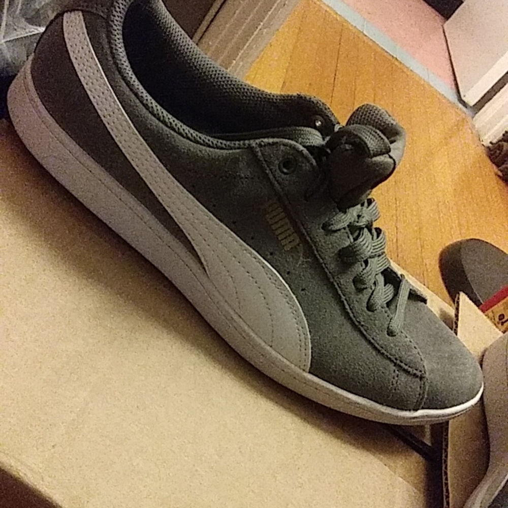 Puma shoes women size 10